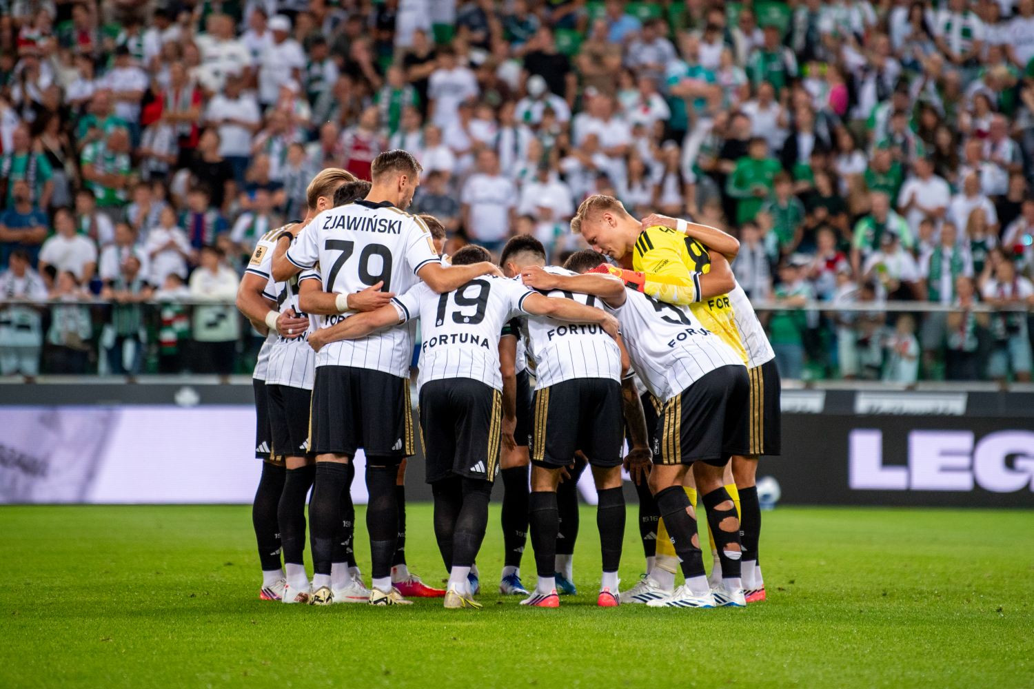 Legia Warszawa finalizuje transfer?! Jest komunikat klubu [OFICJALNIE]