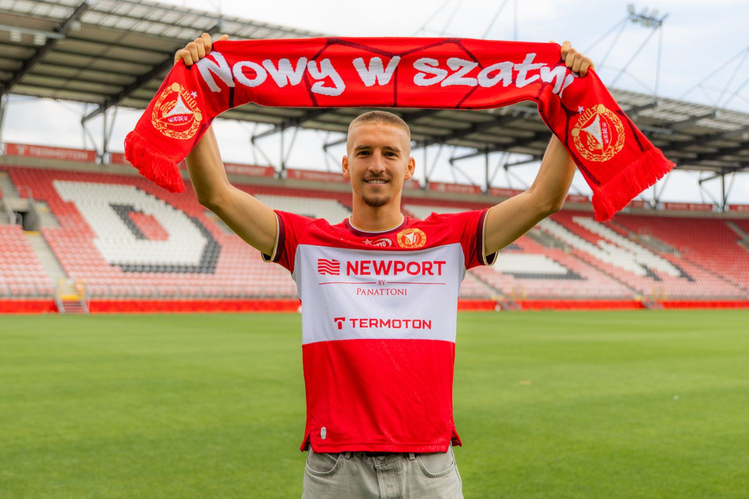 OFICJALNIE: Widzew Łódź zaskoczył transferem skrzydłowego. W 2023 roku kosztował 8,5 miliona euro