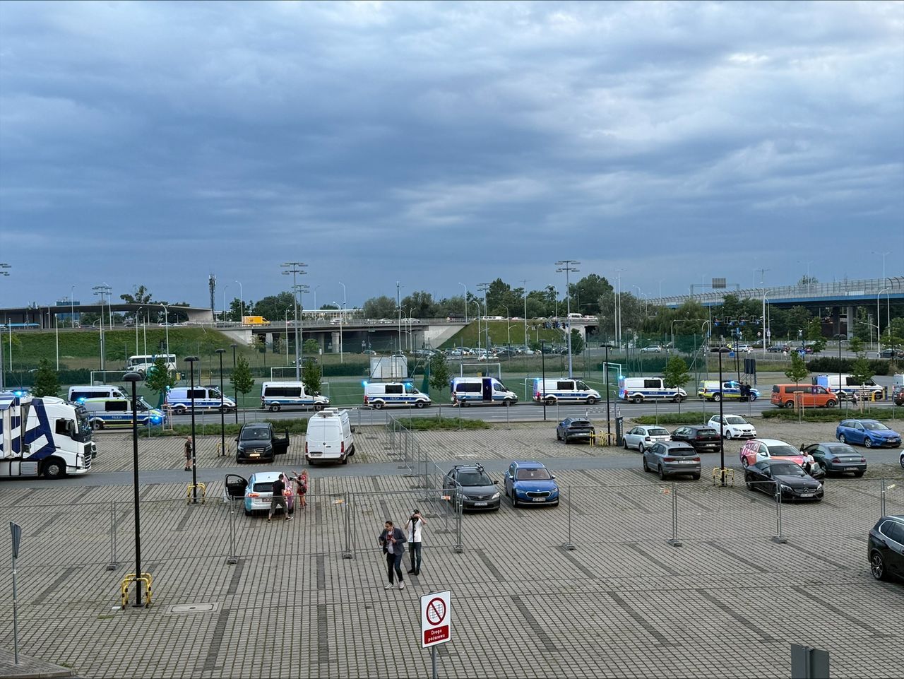 Były obawy przed meczem Polska - Ukraina. Policja przedstawiła raport