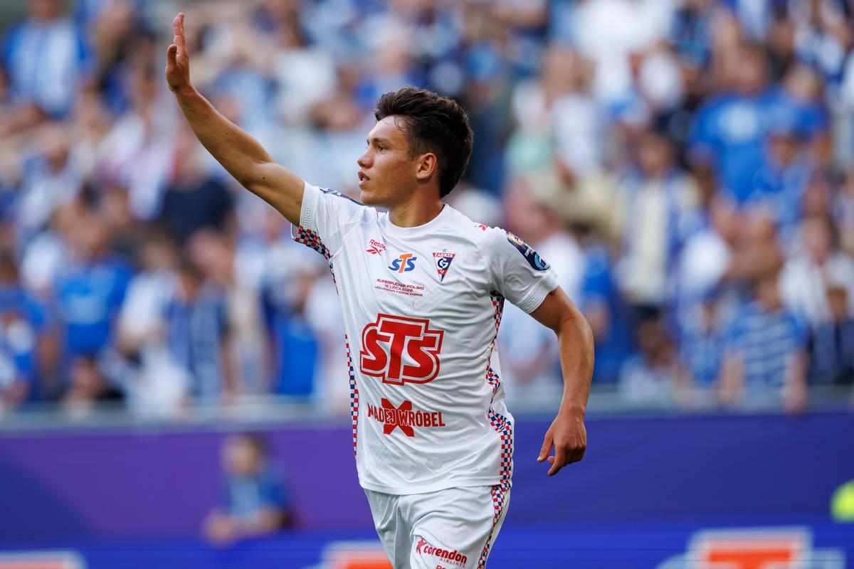 Piłkarz Górnika Zabrze zabrał głos. Maksym Chłań mówi o Fenerbahce i Urbańskim