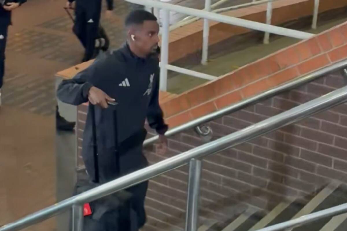 Kibice Newcastle bezlitośni dla Isaka. Obrzucili go wyzwiskami [WIDEO]