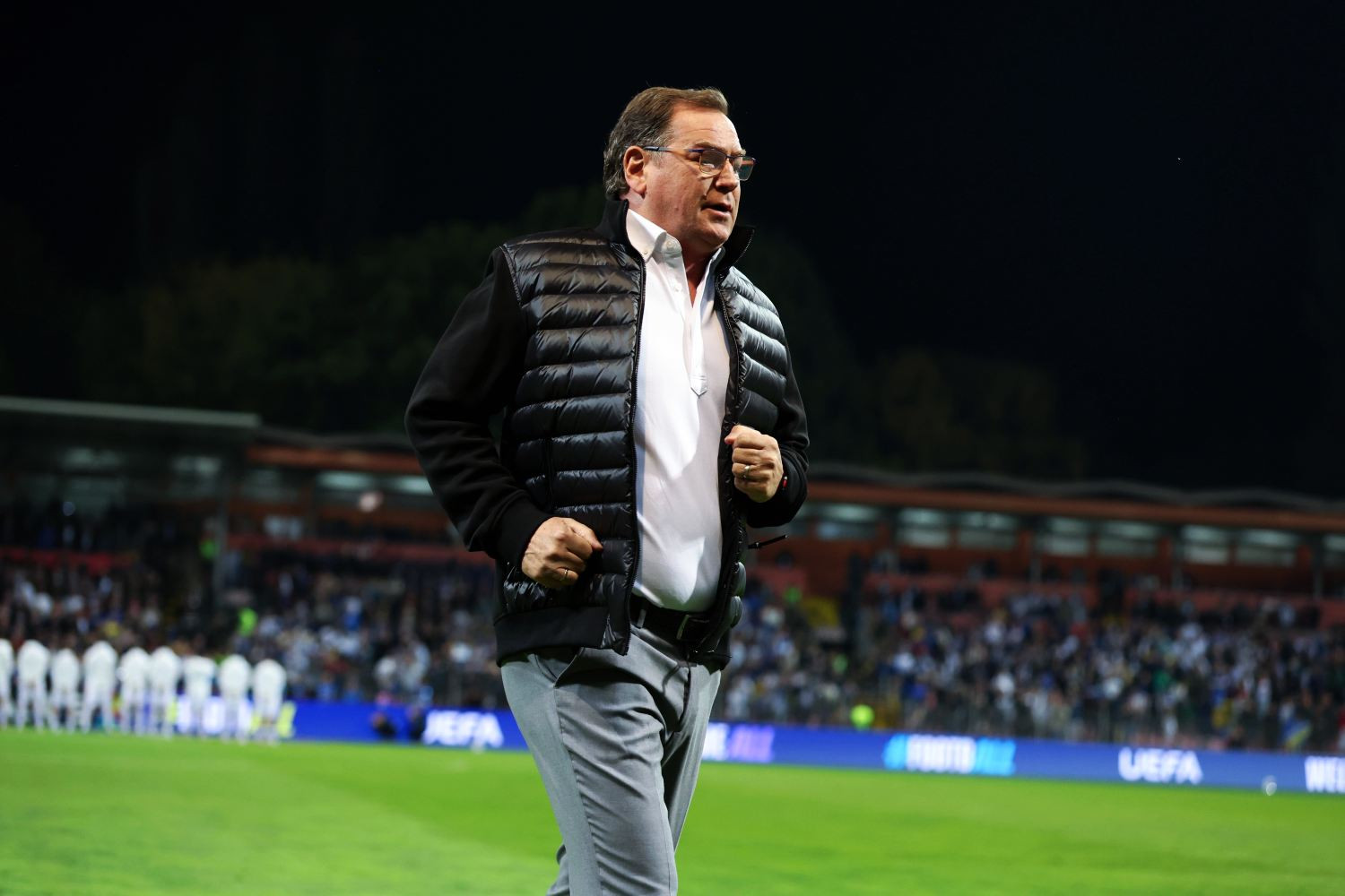 A może tak „awans” z pomocnika na napastnika reprezentacji Polski?! „Ten eksperyment sprawdził się znakomicie”