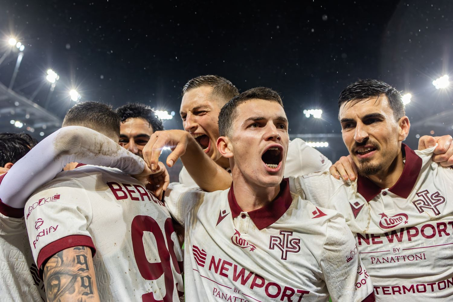Widzew Łódź sprzedaje zawodnika. Teraz rekord, a już latem odejdzie za znacznie więcej?! | Transfery.info