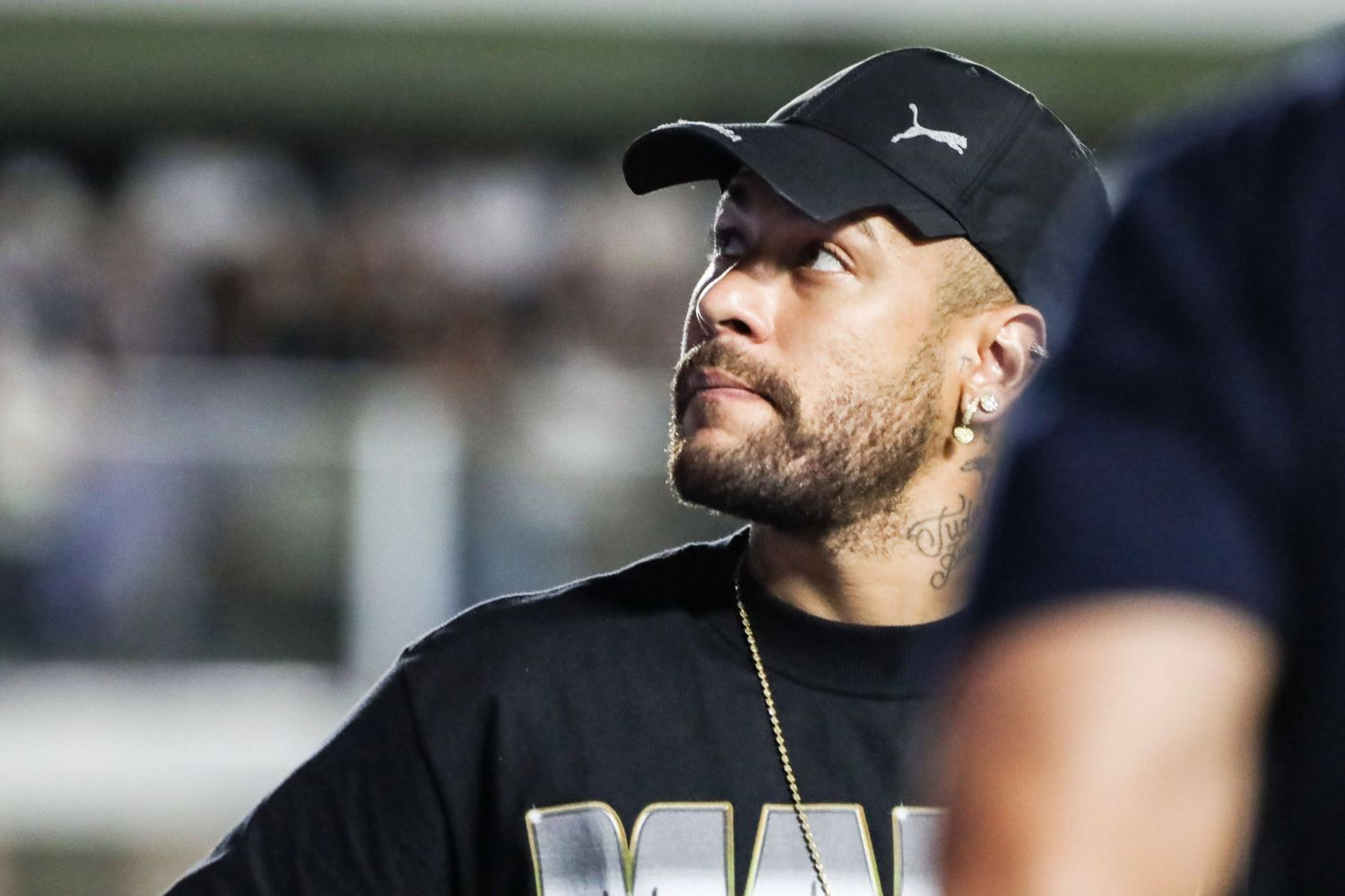 OFICJALNIE: Neymar wypada z gry na dłuższy czas. Znowu