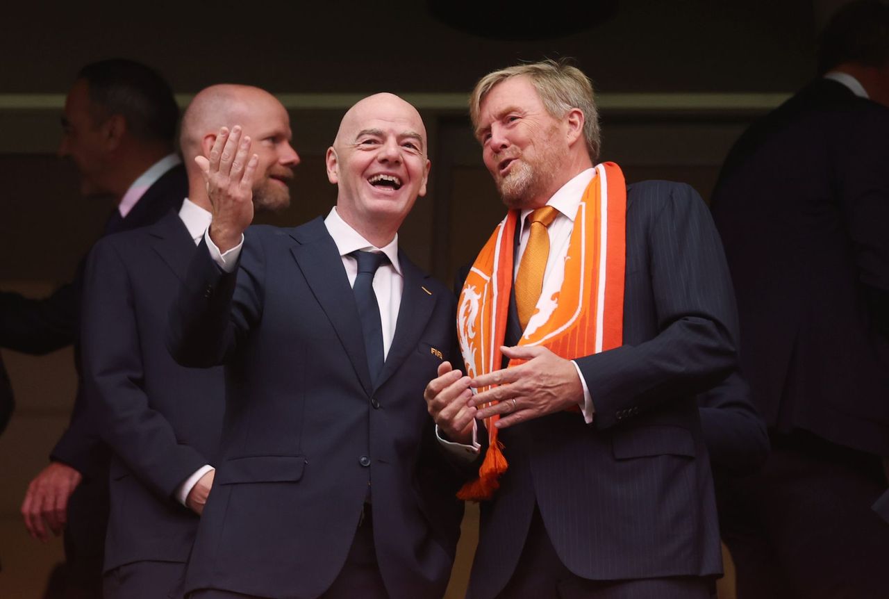 Król obejrzał mecz z Infantino. Takich słów o szefie FIFA nikt się nie spodziewał