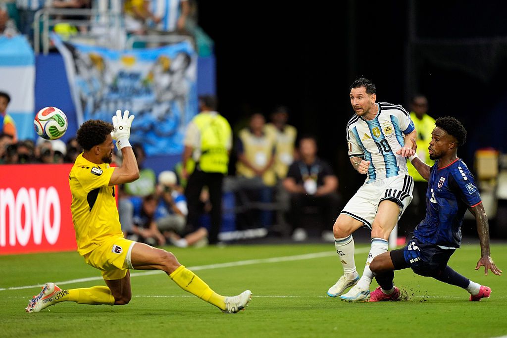 Kapitalny Messi po wybornej asyście. Tak padła bramka dla Argentyny [WIDEO]