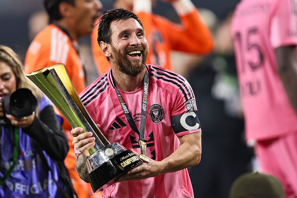 Gol, asysta i kolejne trofeum Messiego. Ale FIFA mówi 