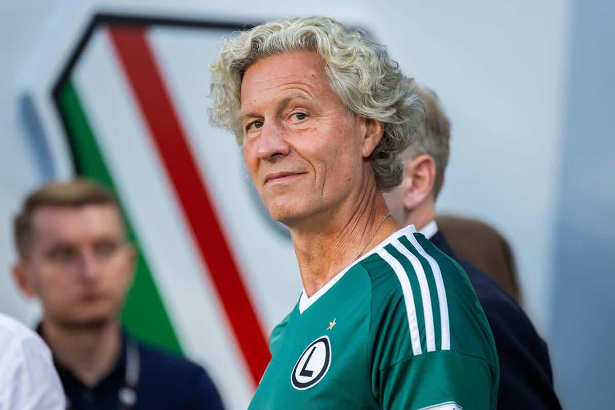 Legia zostanie przejęta?! Tak wygląda temat miliardera w klubie