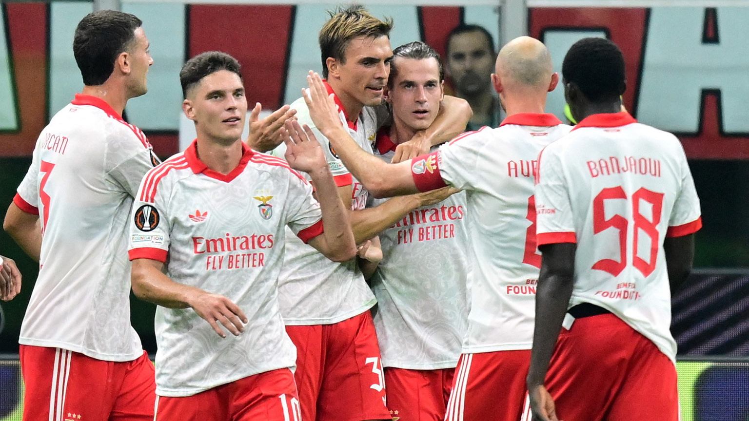 Kamiński absolutnym bohaterem Benfiki! Uciszył legendarne San Siro