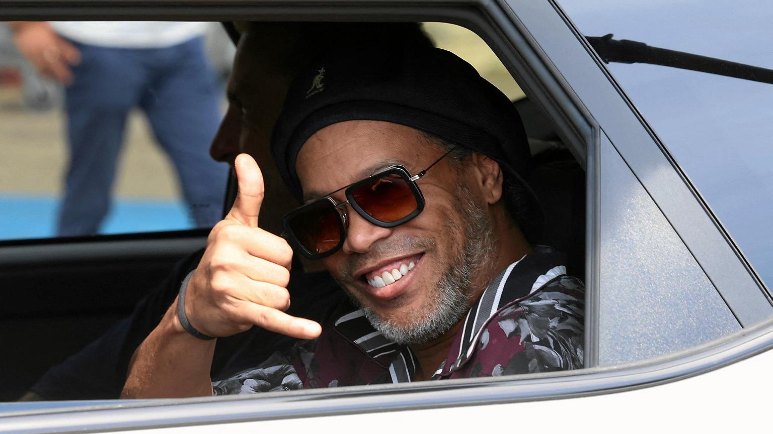 Ostatnie szaleństwo Ronaldinho. Patrzy na niego cały świat