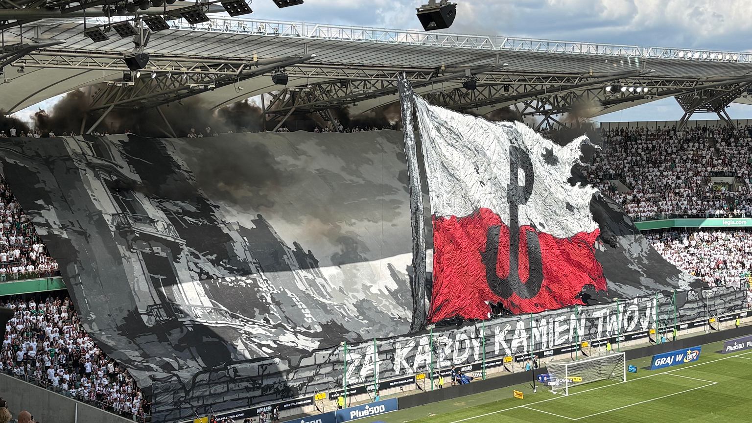 Tak kibice Legii uczcili Powstanie Warszawskie na 