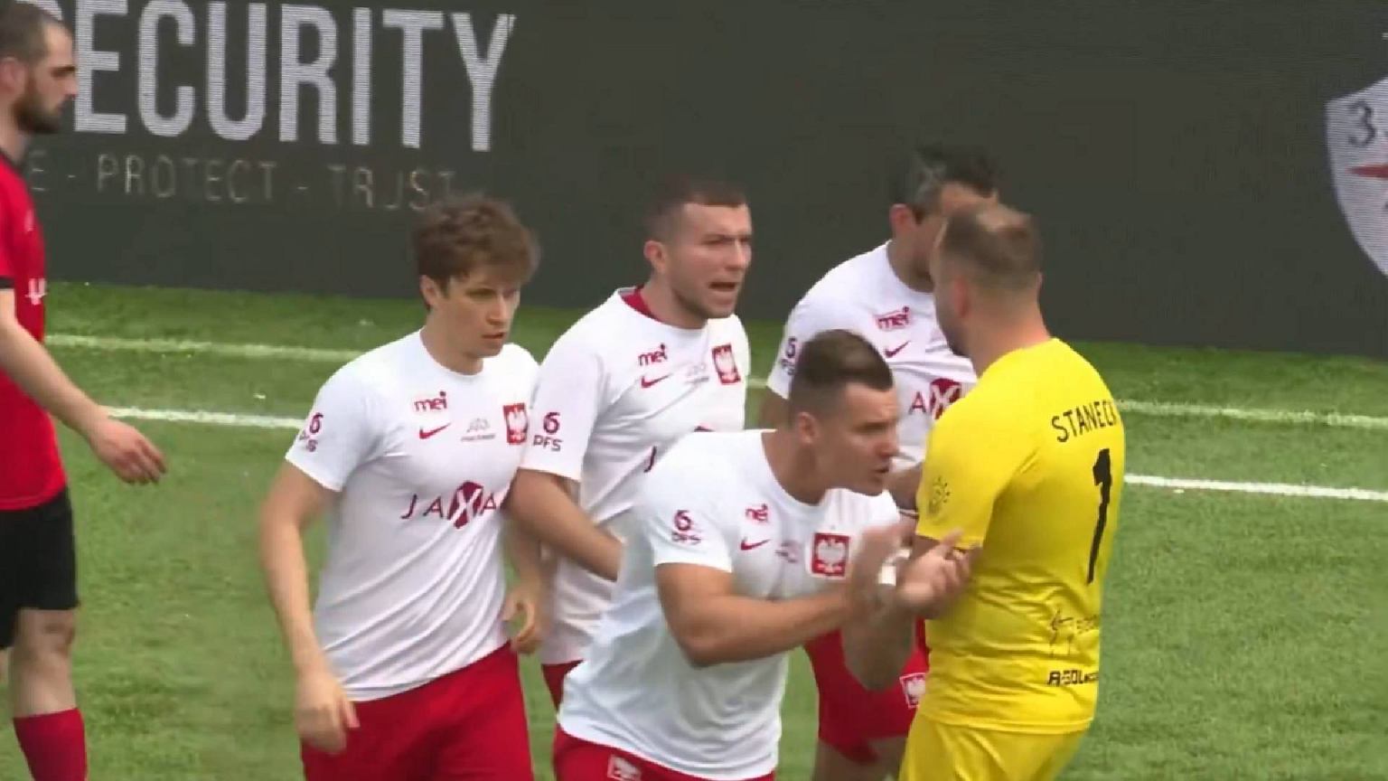 Polska w ćwierćfinale ME! Rywale na kolanach