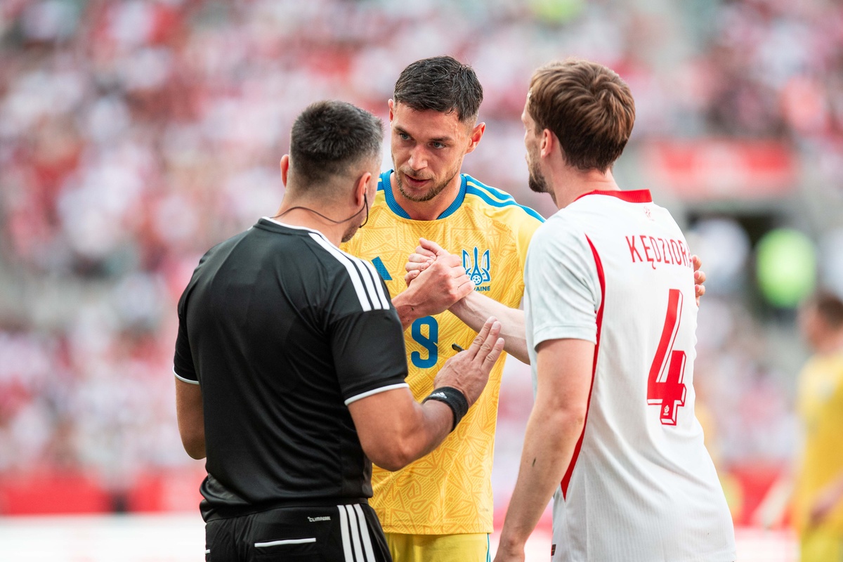 Kontrowersje w meczu z Ukrainą! Dlaczego Polska nie otrzymała karnego? - Goal.pl
