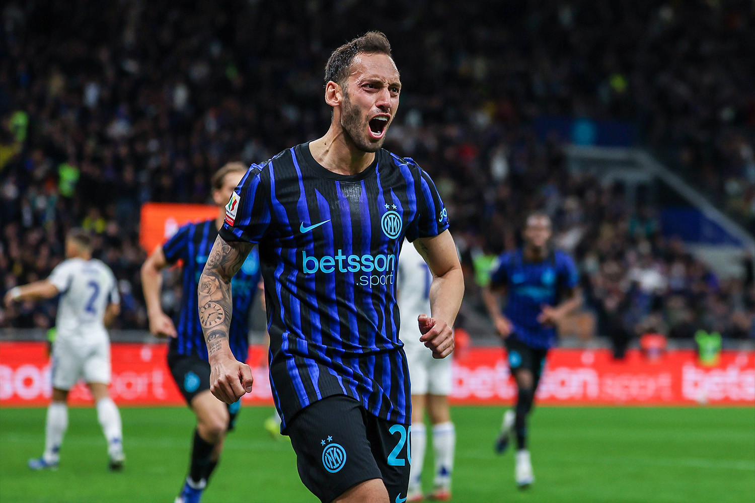 Hakan Çalhanoğlu dogadany w sprawie transferu. Obietnica wyborcza