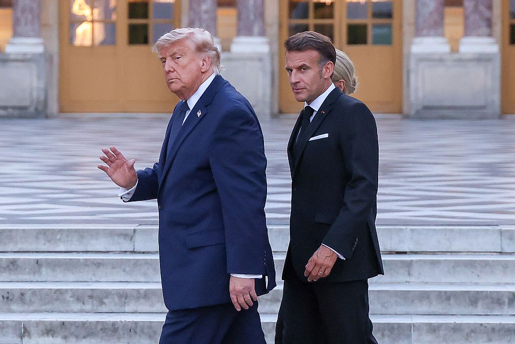 Znany klub musiał odwołać obóz. Wszystko przez Trumpa i Macrona