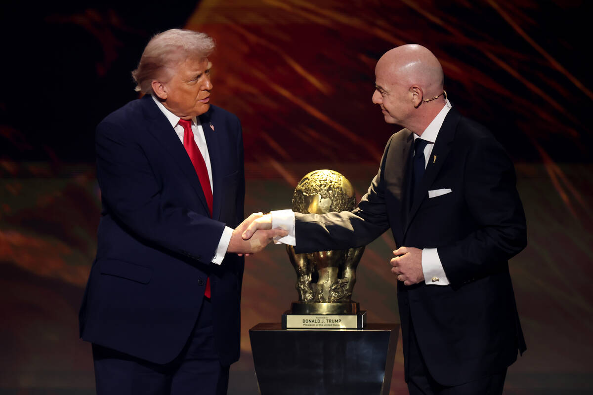 Infantino zachwycony Trumpem. Niewiarygodne słowa. 