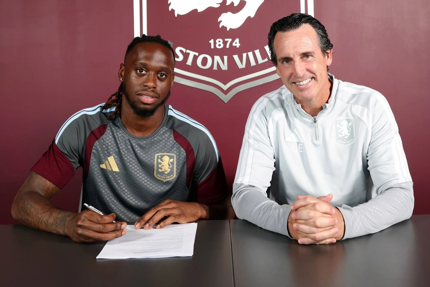 OFICJALNIE: Aston Villa sprowadziła konkurenta dla Matty'ego Casha. Na koncie 233 mecze w Premier League