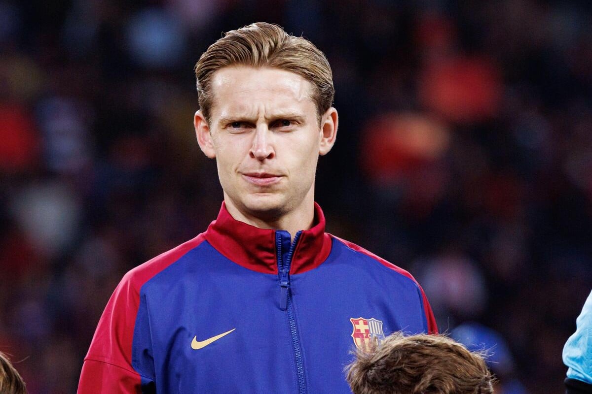 Barcelona wytypowała następcę De Jonga i rozmawia ws. transferu!