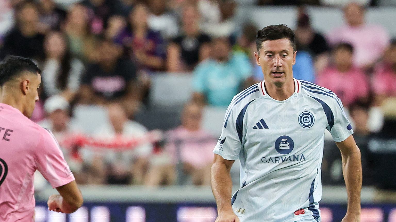Lawina komentarzy po debiucie Lewandowskiego w MLS. 