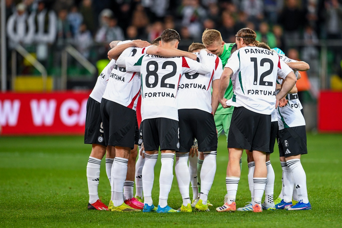 Legia Warszawa awansuje do pucharów? To realny scenariusz - Goal.pl