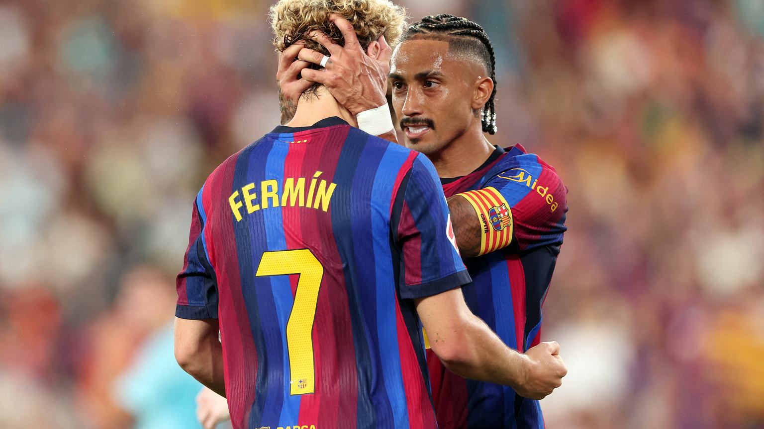 Barcelona wróciła na Camp Nou. To oni znowu zastąpili Lewandowskiego