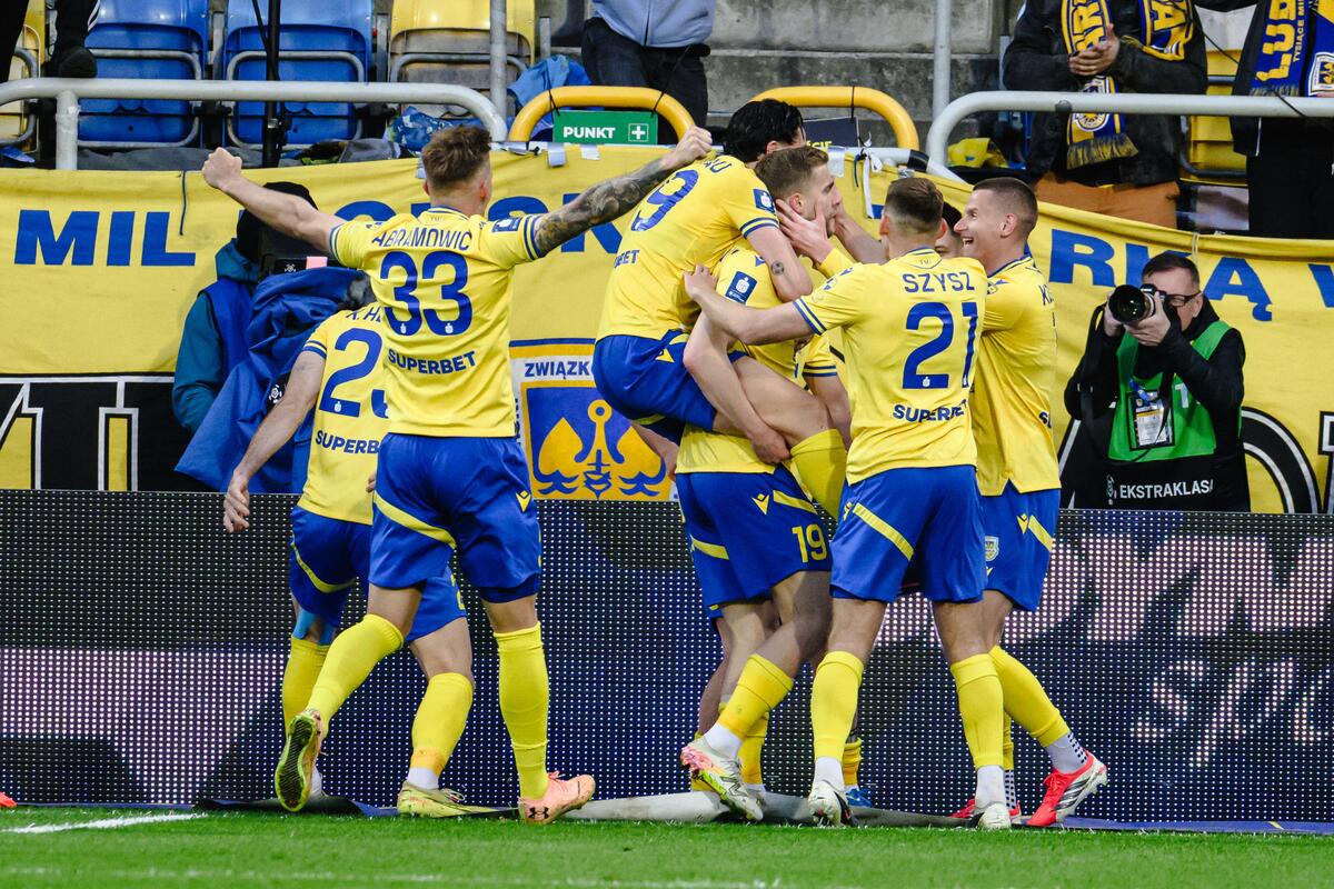 Arka Gdynia zatrzymała napastnika na dłużej. Ważny komunikat