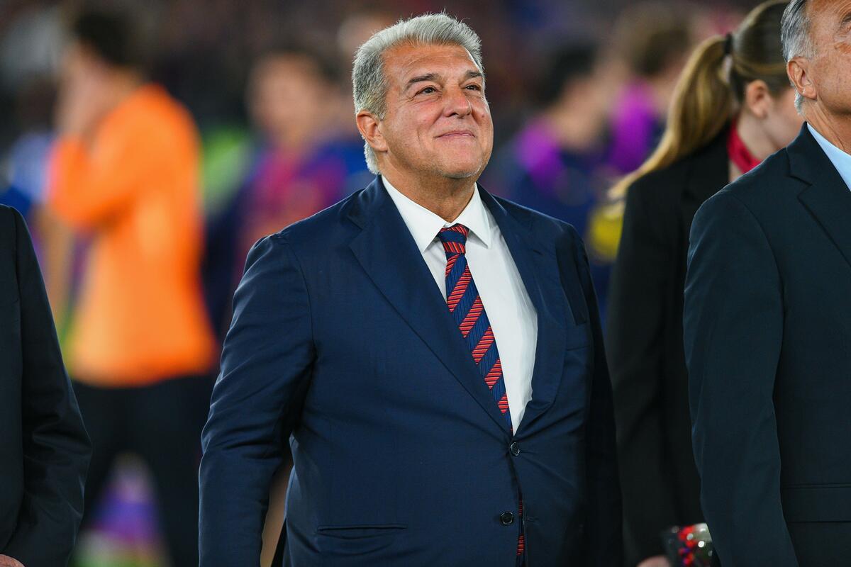Barcelona czeka na odpowiedź Atletico. Oferta leży na stole!
