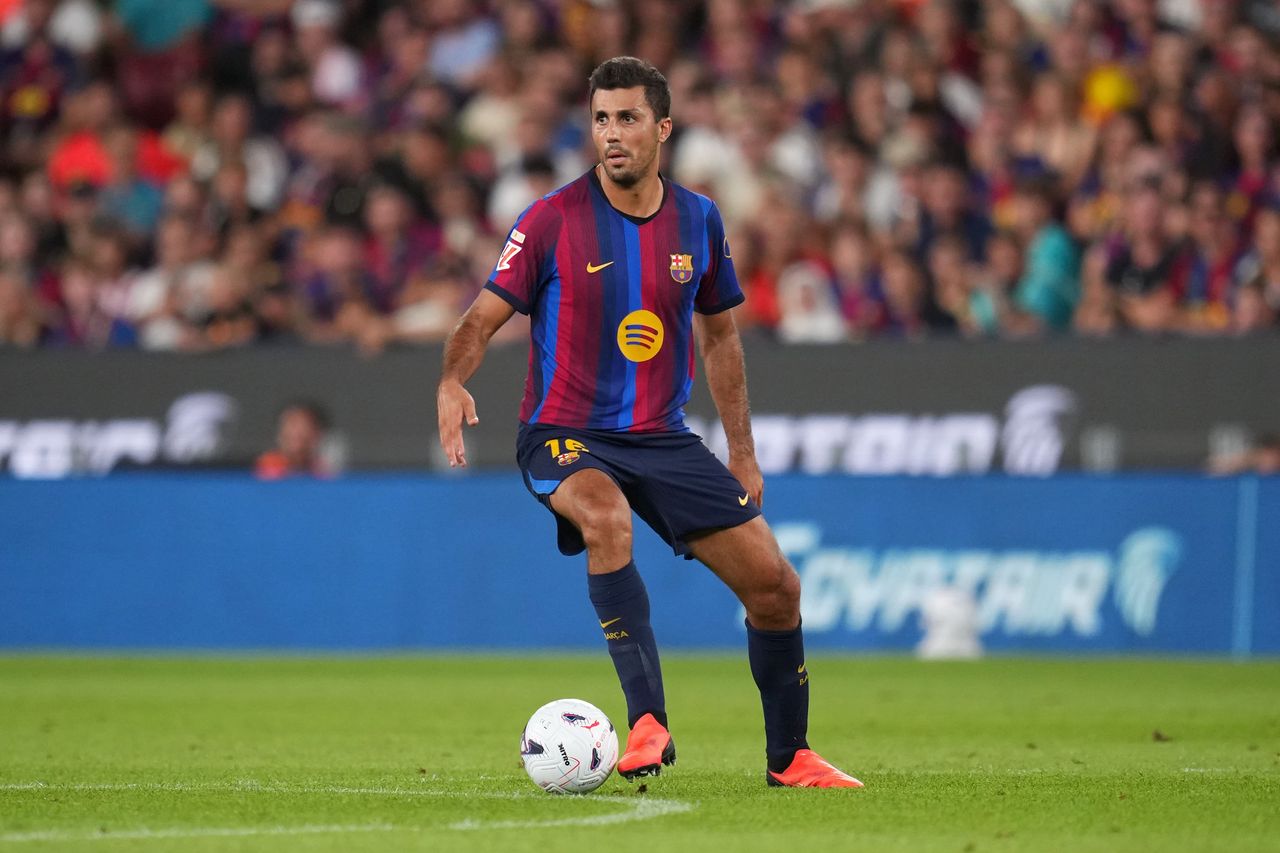 Rodri trenuje indywidualne. Barcelona ma na niego plan
