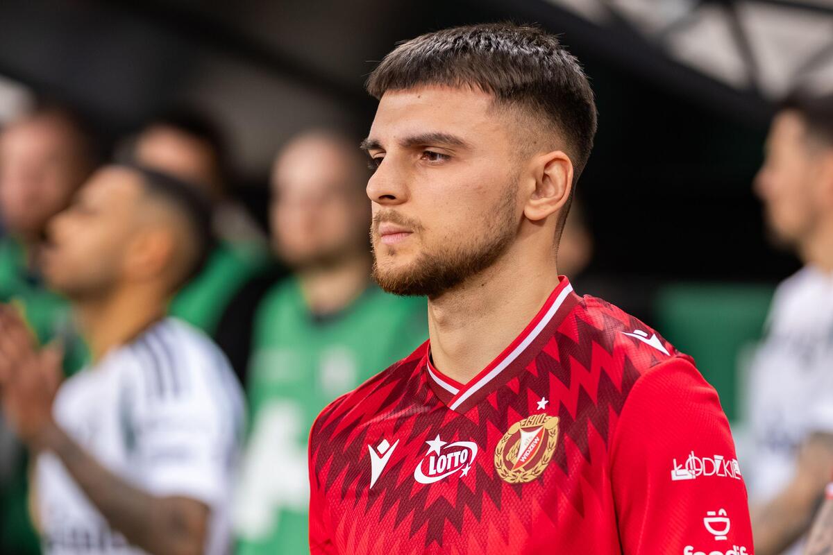 Widzew pozbędzie się kolejnego piłkarza? Odpowiada na ofertę