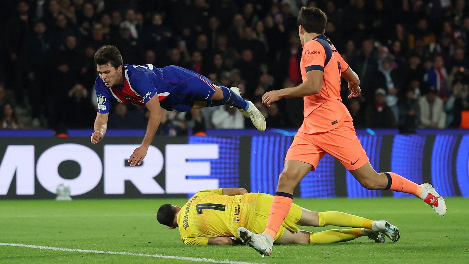Barcelona ma gigantyczny problem. Flick nie potrafi go rozwiązać