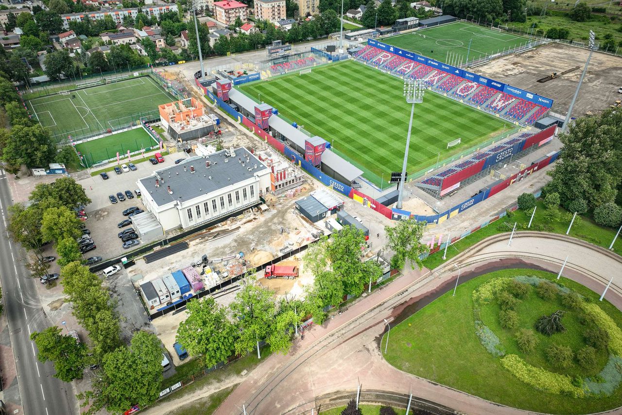 Pożegnanie z pucharami w Częstochowie. Stadion to największy wstyd Rakowa