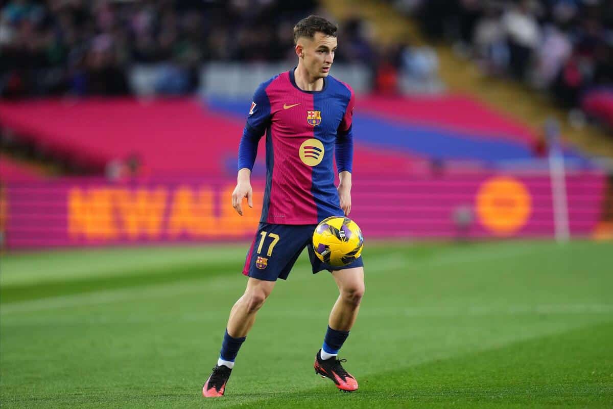 Barcelona planuje sprzedać pomocnika! Trafi do Premier League?
