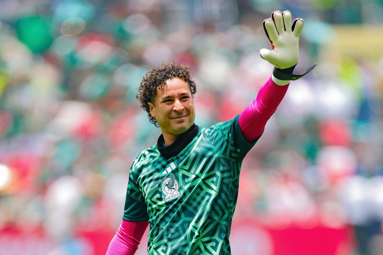 OFICJALNIE: Guillermo Ochoa kończy piłkarską karierę. „Nie widzę już sensu”
