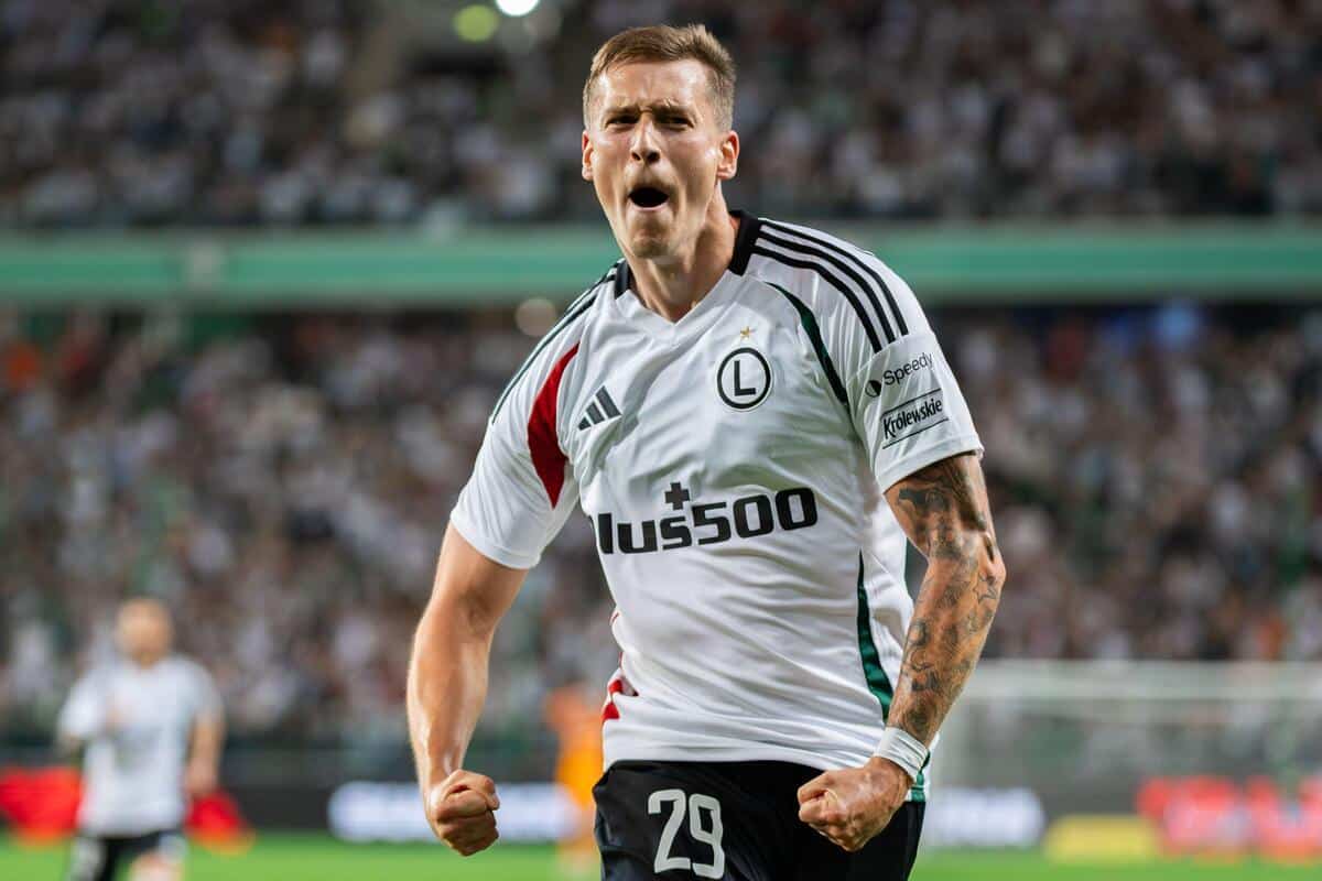 Legia pożegnała niewypał. Tyle dostaną za Rajovicia