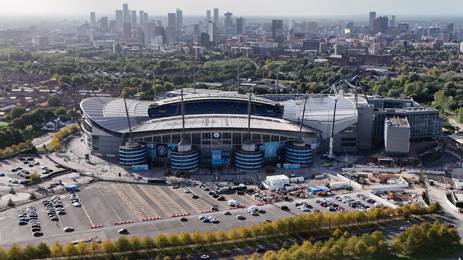 Afera z Man City wchodzi na wyższy poziom. ZEA ostrzegają Wielką Brytanię