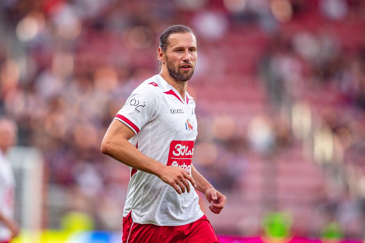 Krychowiak wystartuje z własnym programem. Pomoże mu... Quebonafide