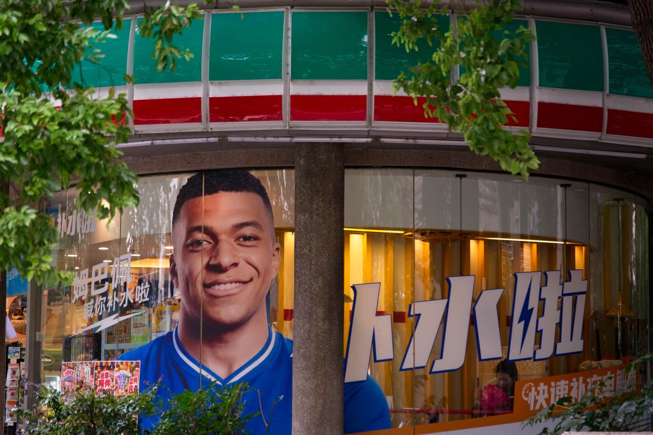 Afera Kyliana Mbappe uderza w Real Madryt. Chińczycy naciskają na klub, sponsorzy pod lupą