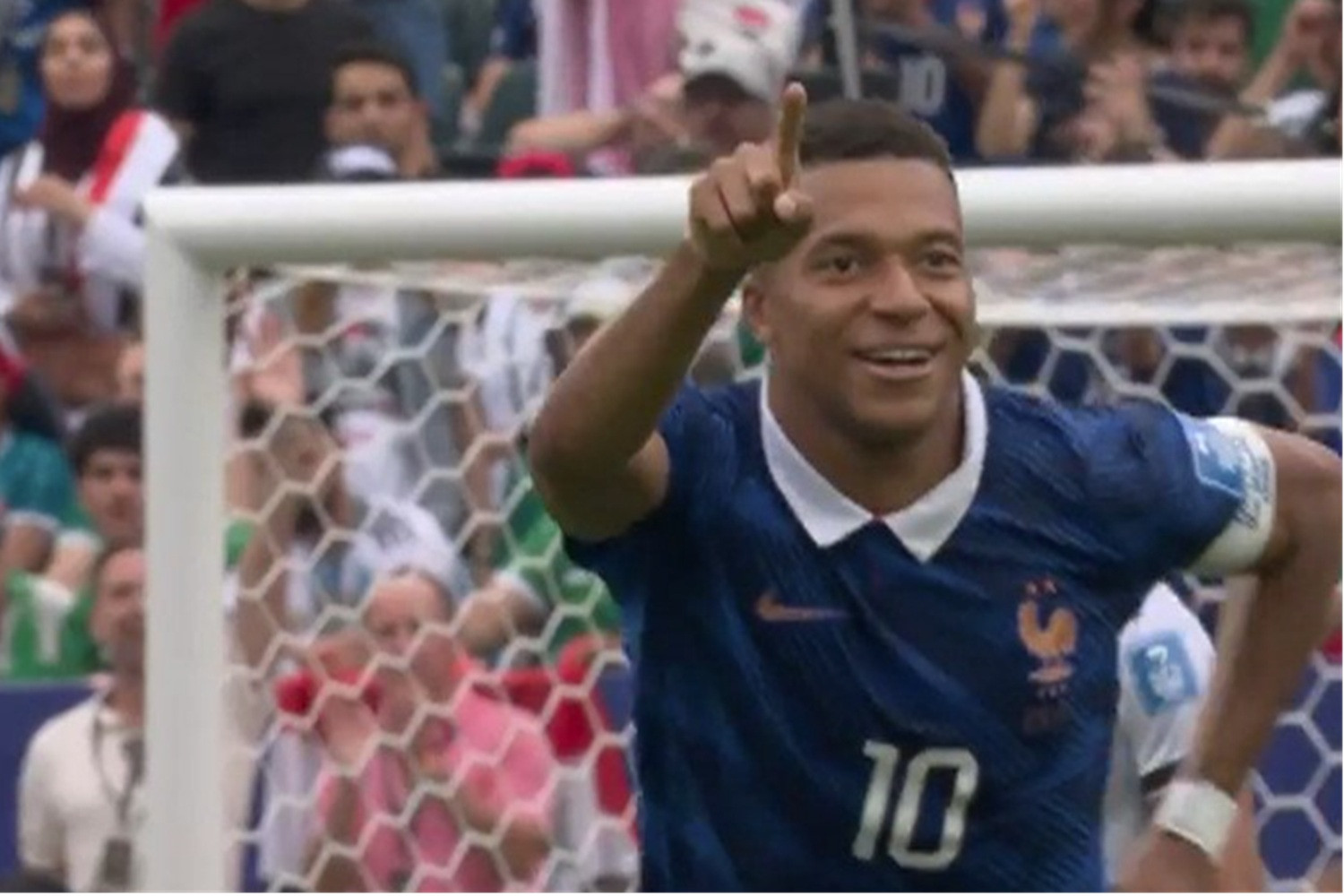 Ależ przymierzył Kylian Mbappé! Przewaga Lionela Messiego topnieje [WIDEO]