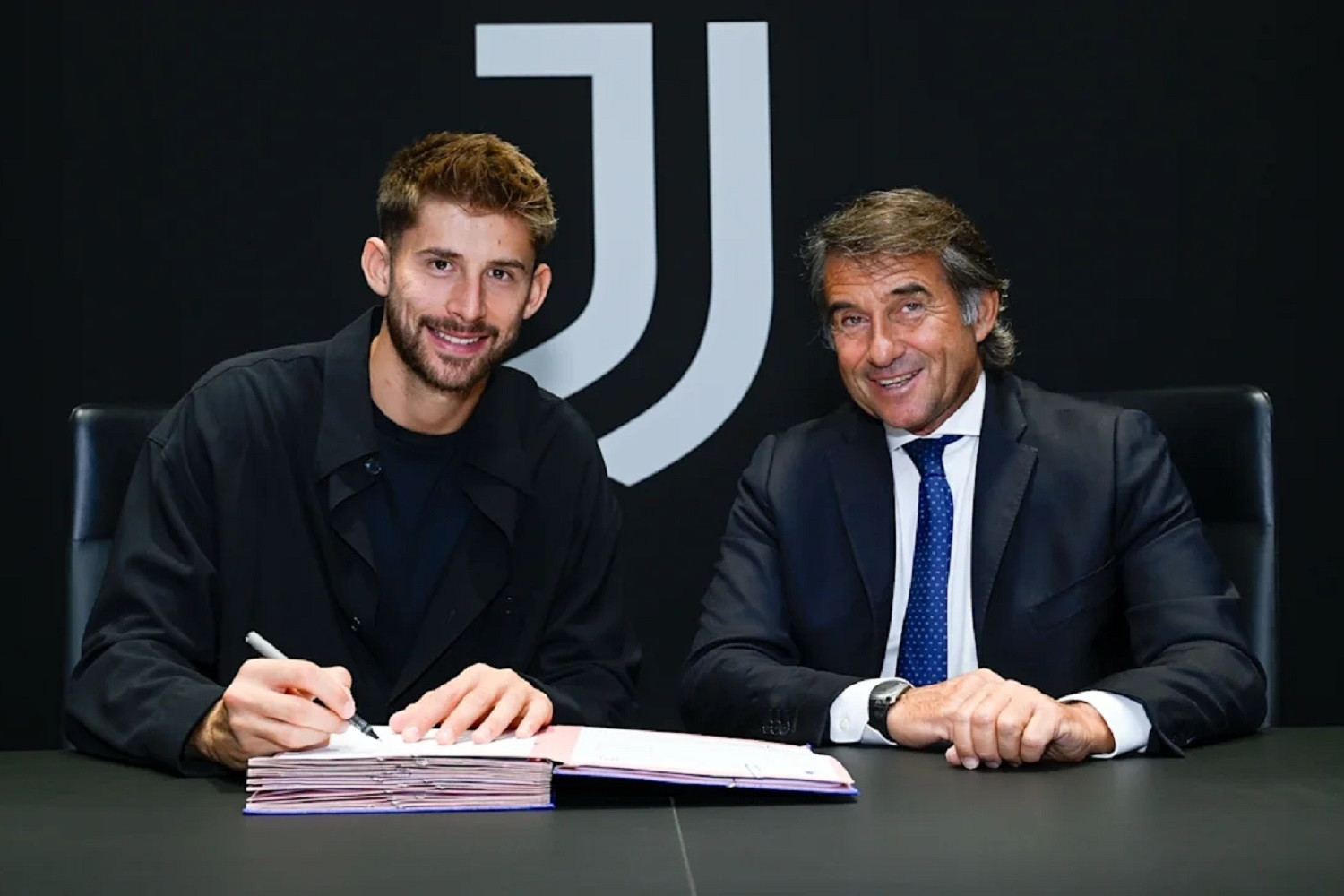 OFICJALNIE: Z Premier League do Serie A. Juventus ma nowego bramkarza