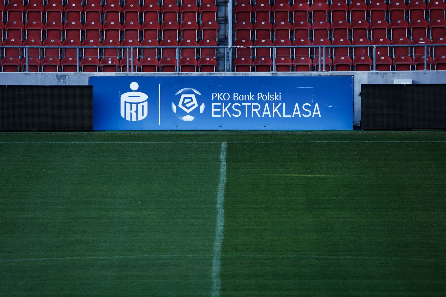 Już trzy mecze w Ekstraklasie 2026/2027 przełożone [OFICJALNIE]