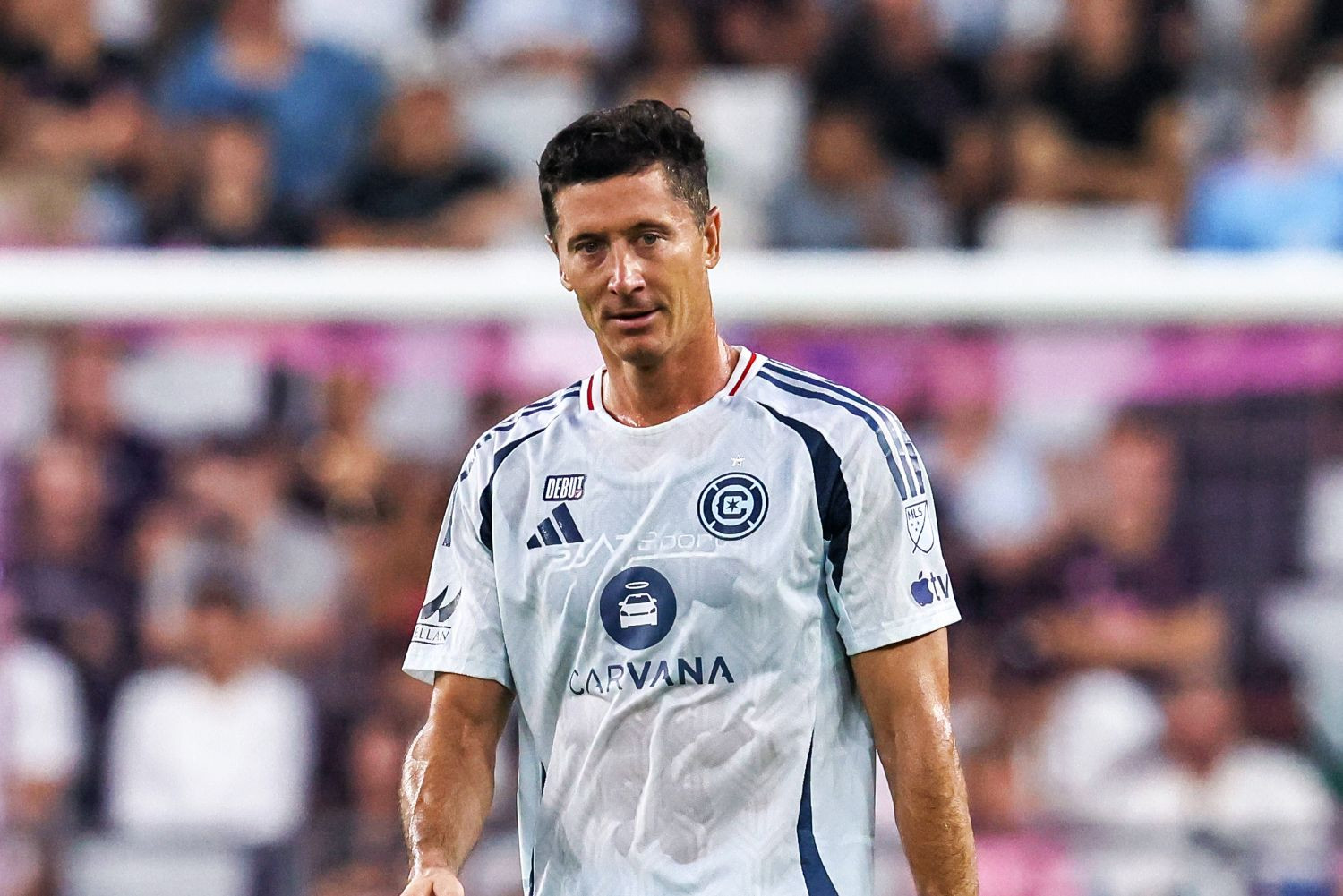 Robert Lewandowski przyćmiony przez inną gwiazdę. Tak wyglądał jego debiut w Chicago Fire [WIDEO]