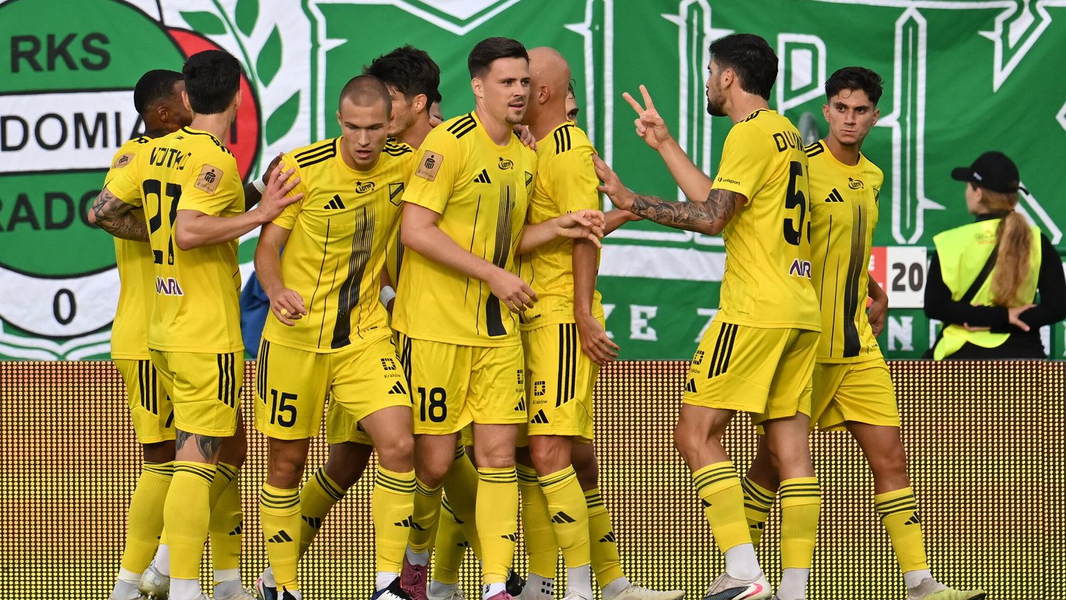 Wróciła Ekstraklasa! Trzy gole i czerwona kartka w debiucie Wieczystej