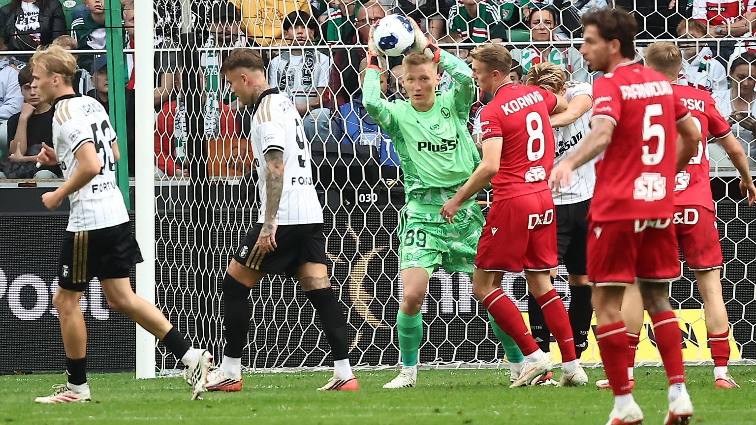 Legia mogła zarobić osiem mln euro na transferze. 