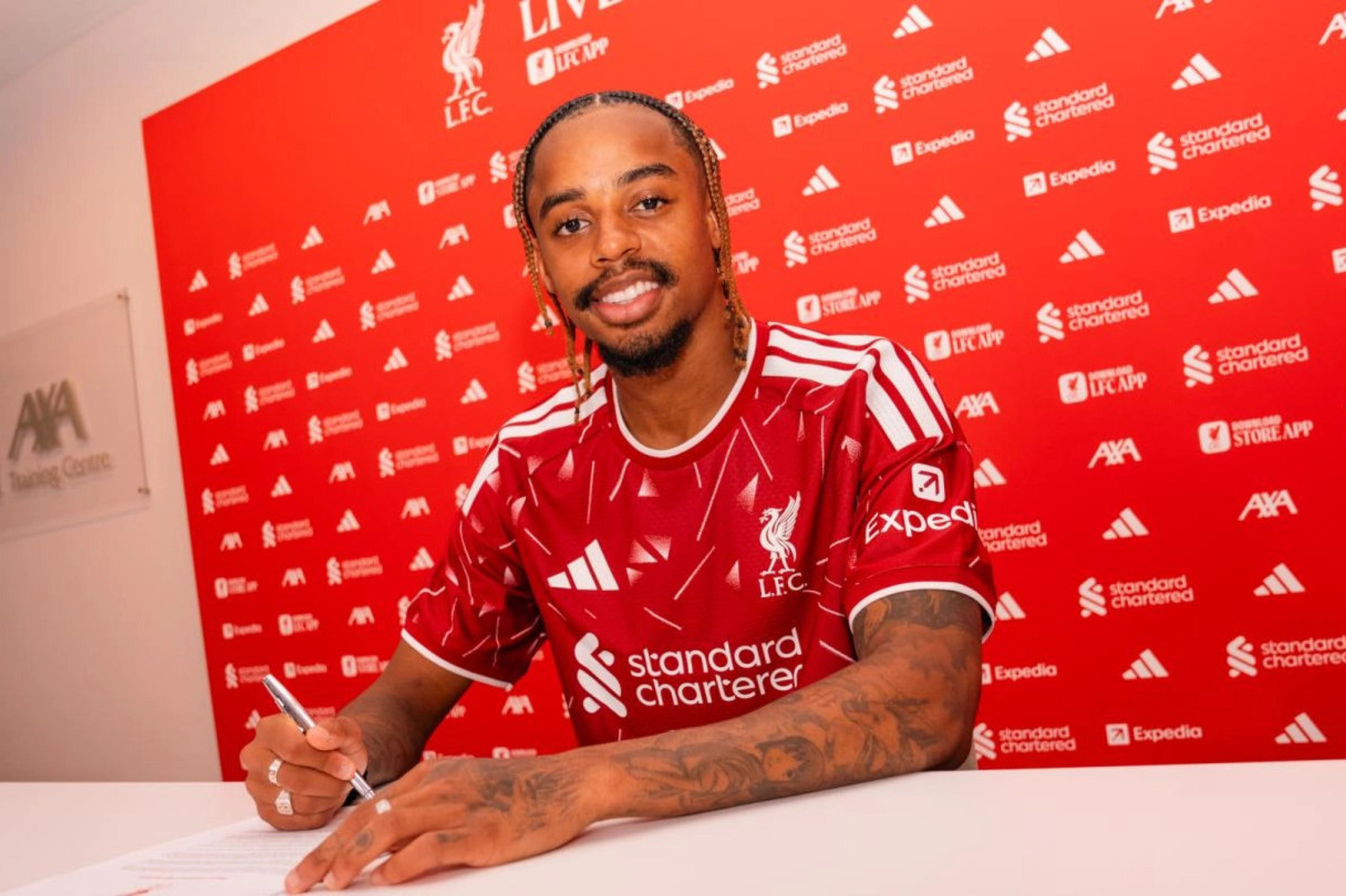 OFICJALNIE: Bradley Barcola w Liverpoolu! PSG bije rekord