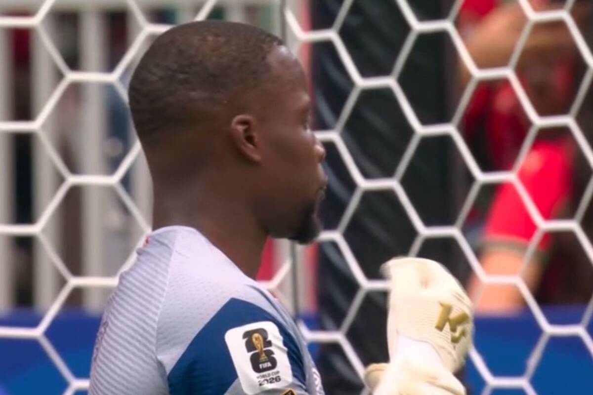Nowy przepis wszedł w życie na mundialu. Bramkarz się nie popisał