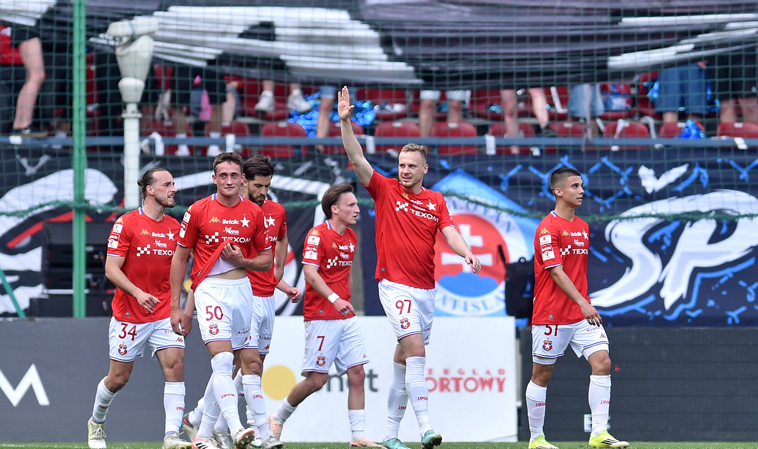 Media: Głośny transfer Wisły Kraków! Nowy obrońca coraz bliżej – PiłkaNożna.pl
