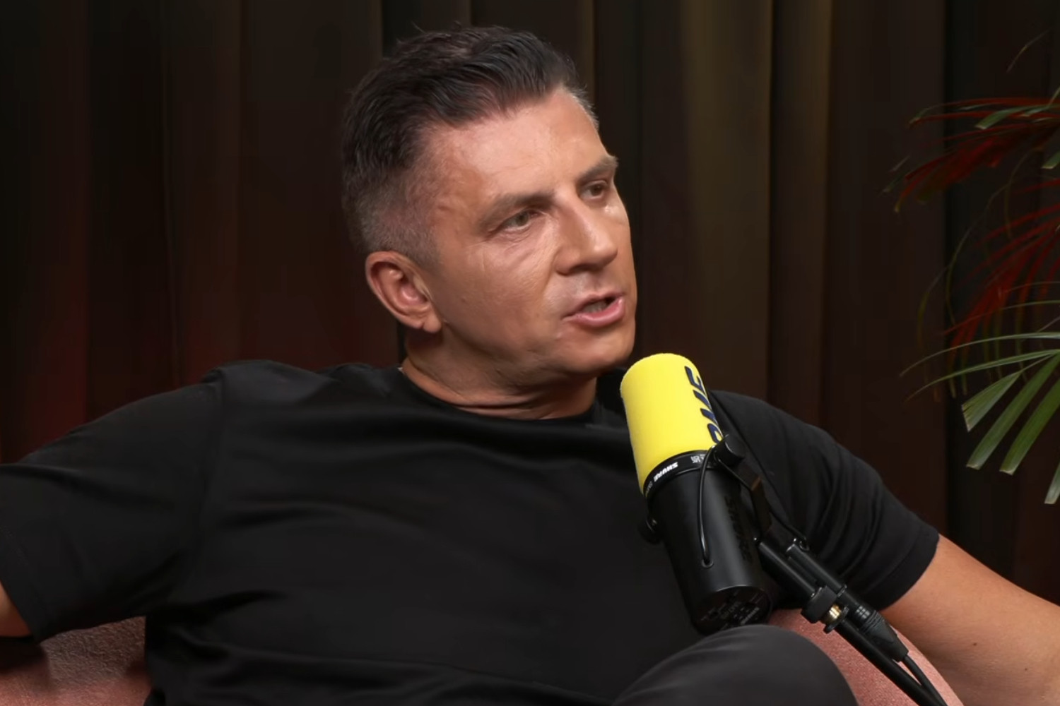 „Takie podwórkowe kopanko. Robert ma już zmęczone ręce”. Mateusz Borek podsumował grę zespołu Lewandowskiego