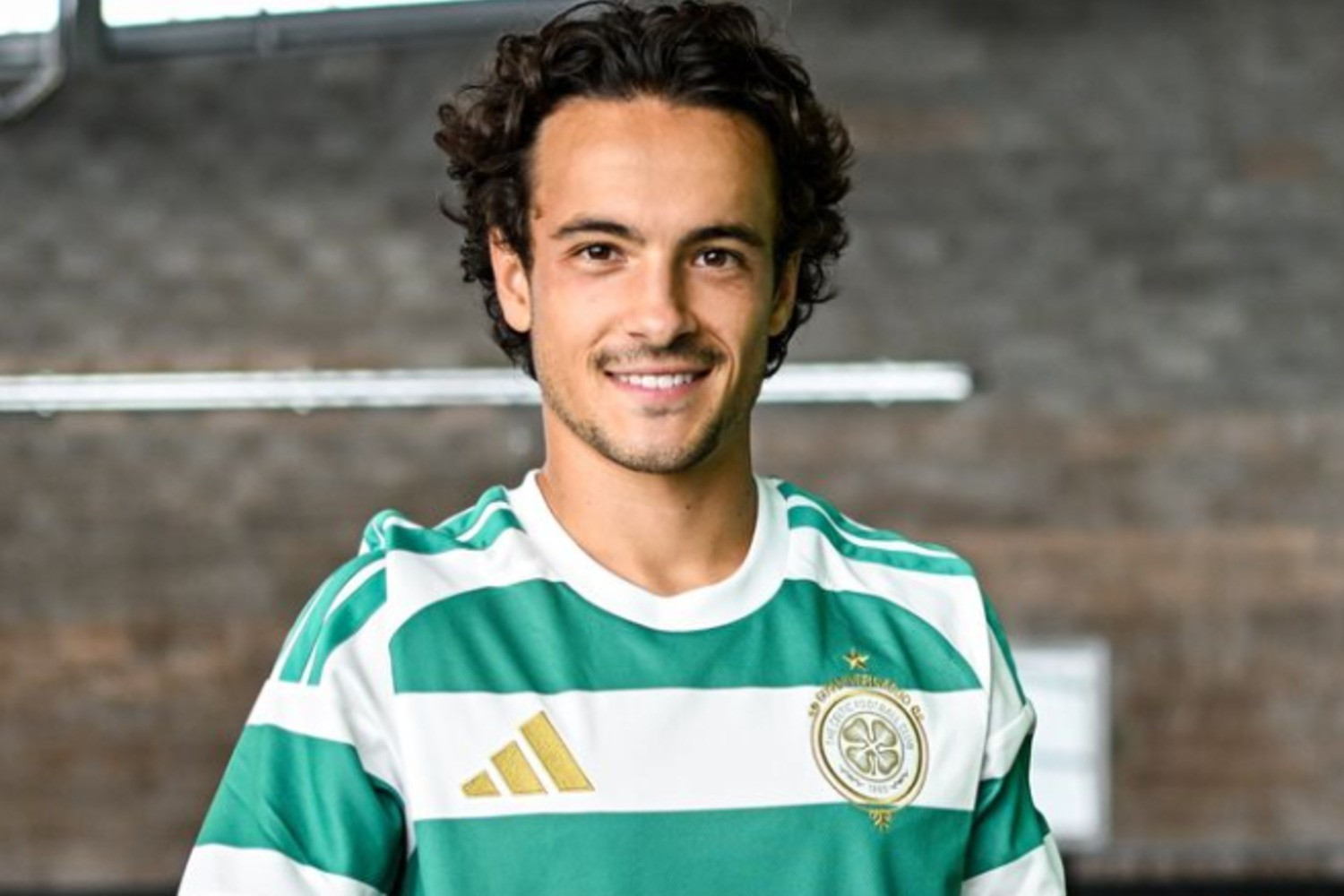 OFICJALNIE: Celtic z nowym pomocnikiem. Padł rekord