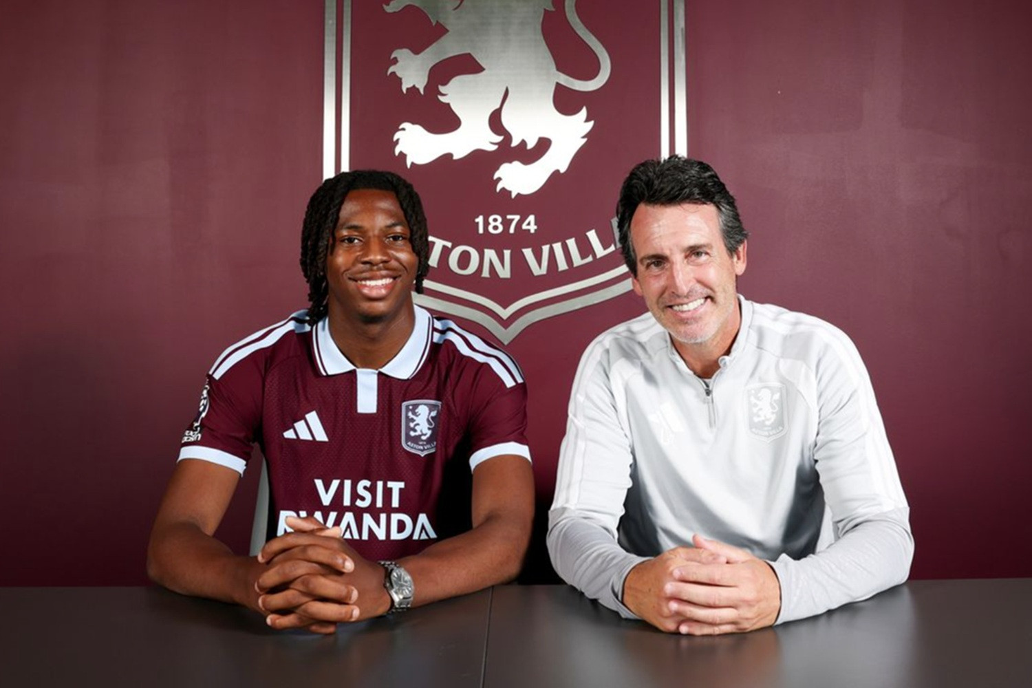 60 milionów euro! Aston Villa z transferem odkrycia Mistrzostw Świata [OFICJALNIE]