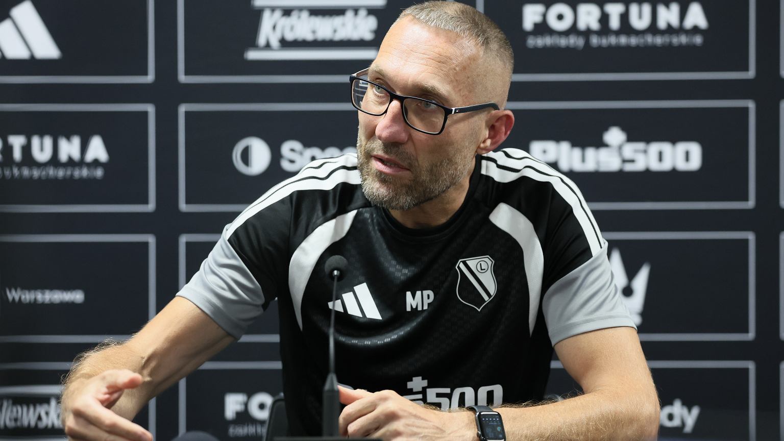 Tak Papszun zareagował na to, co wyrabiał Rajović. Wymowne słowa